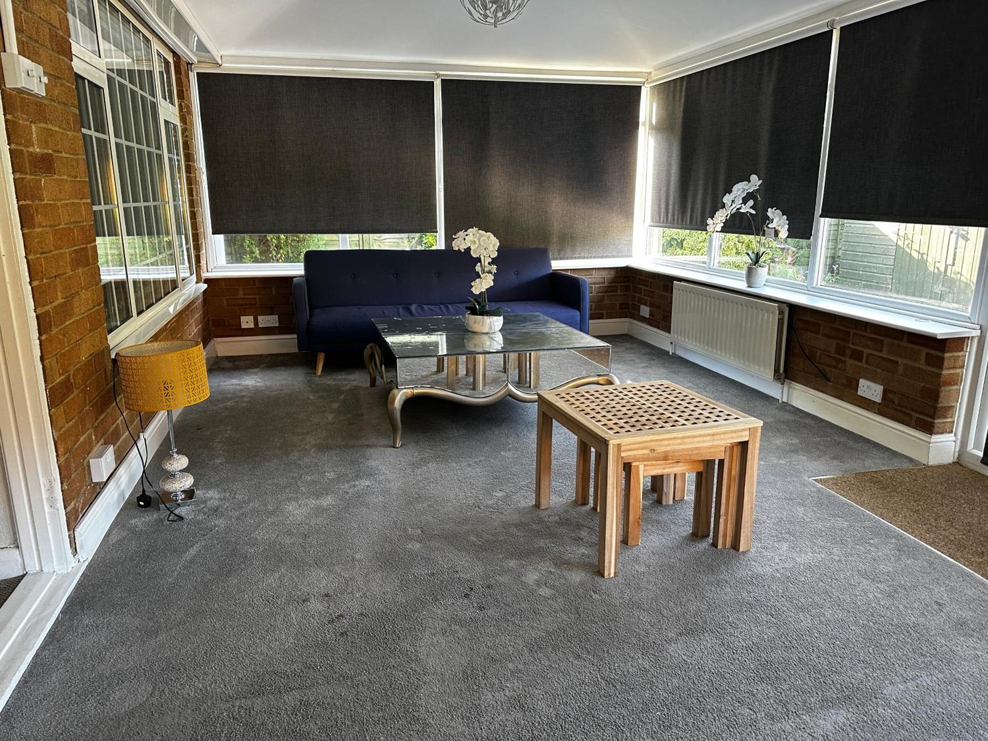 Kennedy Villa - 5 Bedroom House With Hot Tub, Wifi, Free Parkings, Close To Bicester Village ภายนอก รูปภาพ